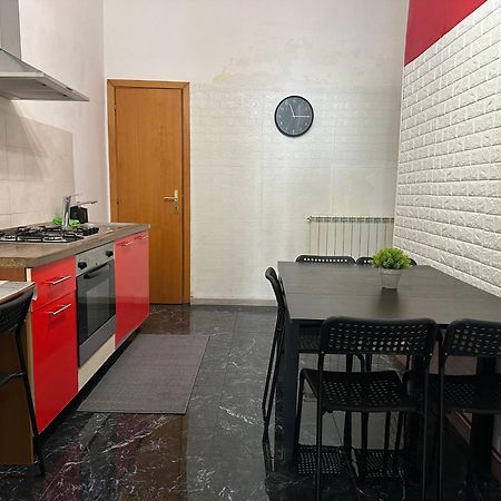 Kobe'S Apartment Рим Экстерьер фото